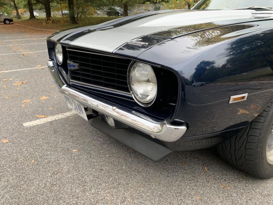Детали экстерьера Chevrolet Camaro Sport Coupe Custom 1969 года  (фото 31 из 86)